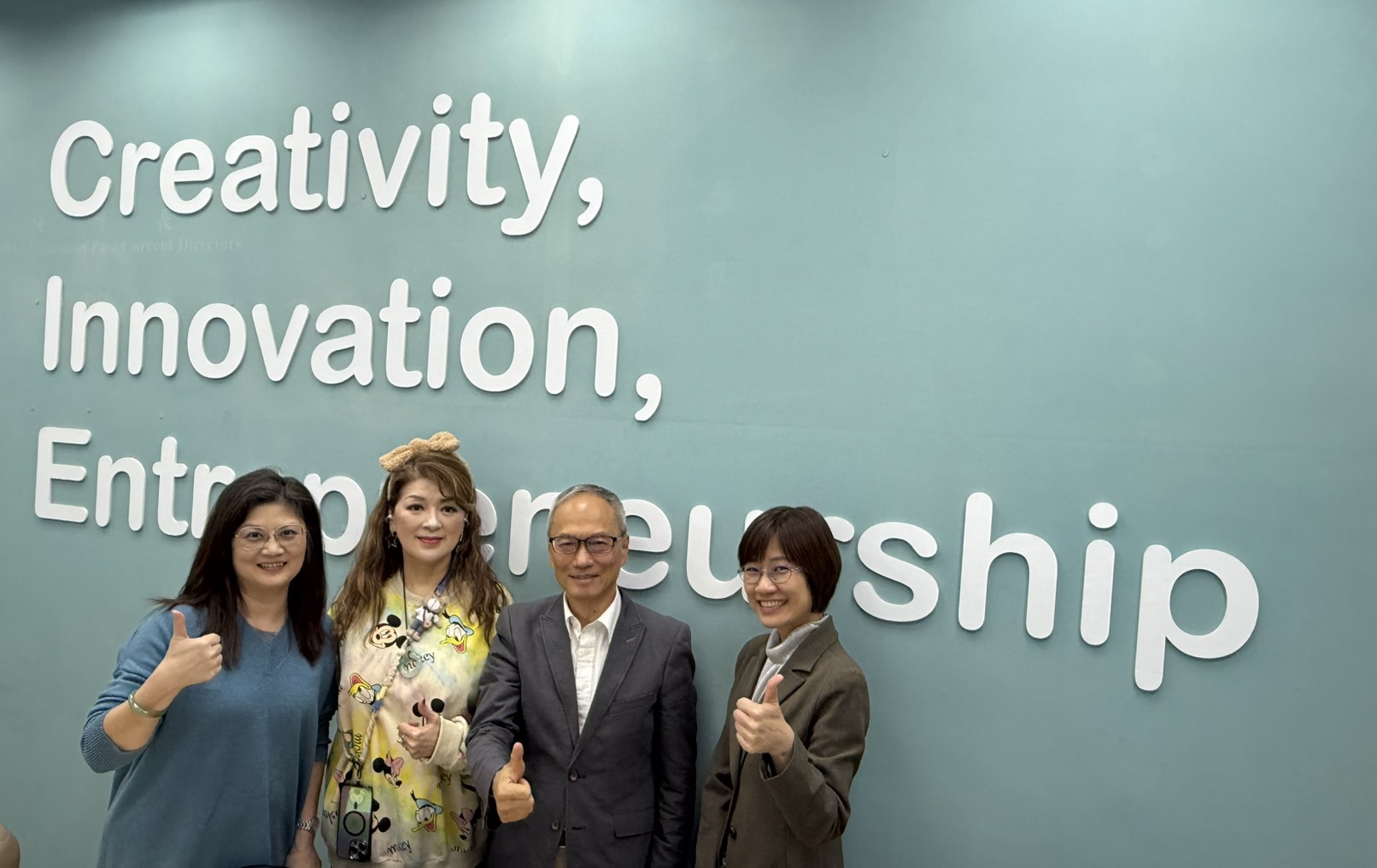 Featured image for “傑出校友顏瓊姿拜會母校討論籌辦銘傳70校慶事宜”